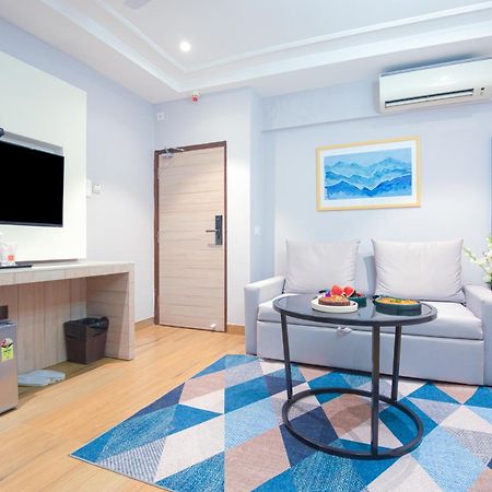Le Seasons Resort Candolim Bagian luar foto