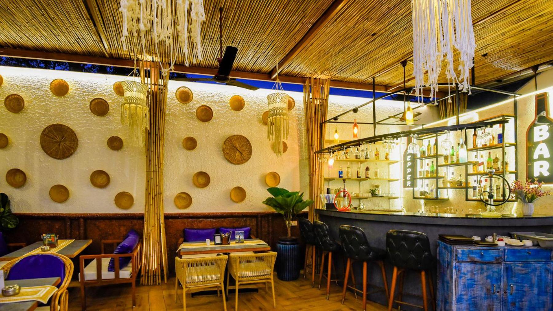 Le Seasons Resort Candolim Bagian luar foto