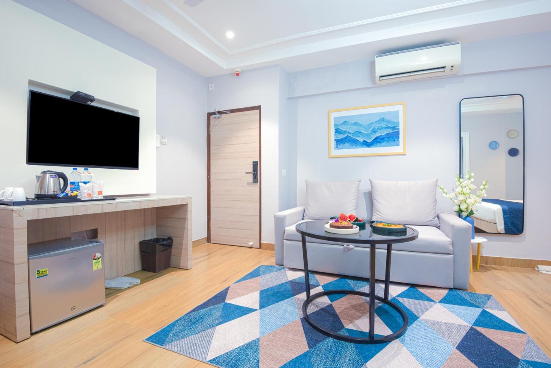 Le Seasons Resort Candolim Bagian luar foto